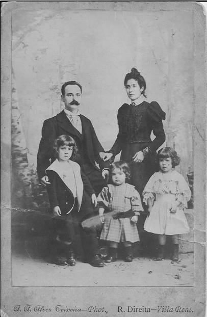 Jos�  esposa e 3 filhos 2